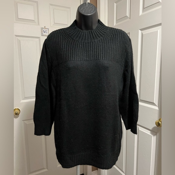 NWT Ricki’s Ladies Size XXL Black Acrylic/Angora Crewneck Sweater - Picture 9 of 15